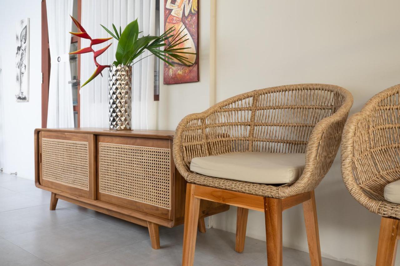 House Of Michella - Modern, Quiet & Central Hotel Sanur Kültér fotó